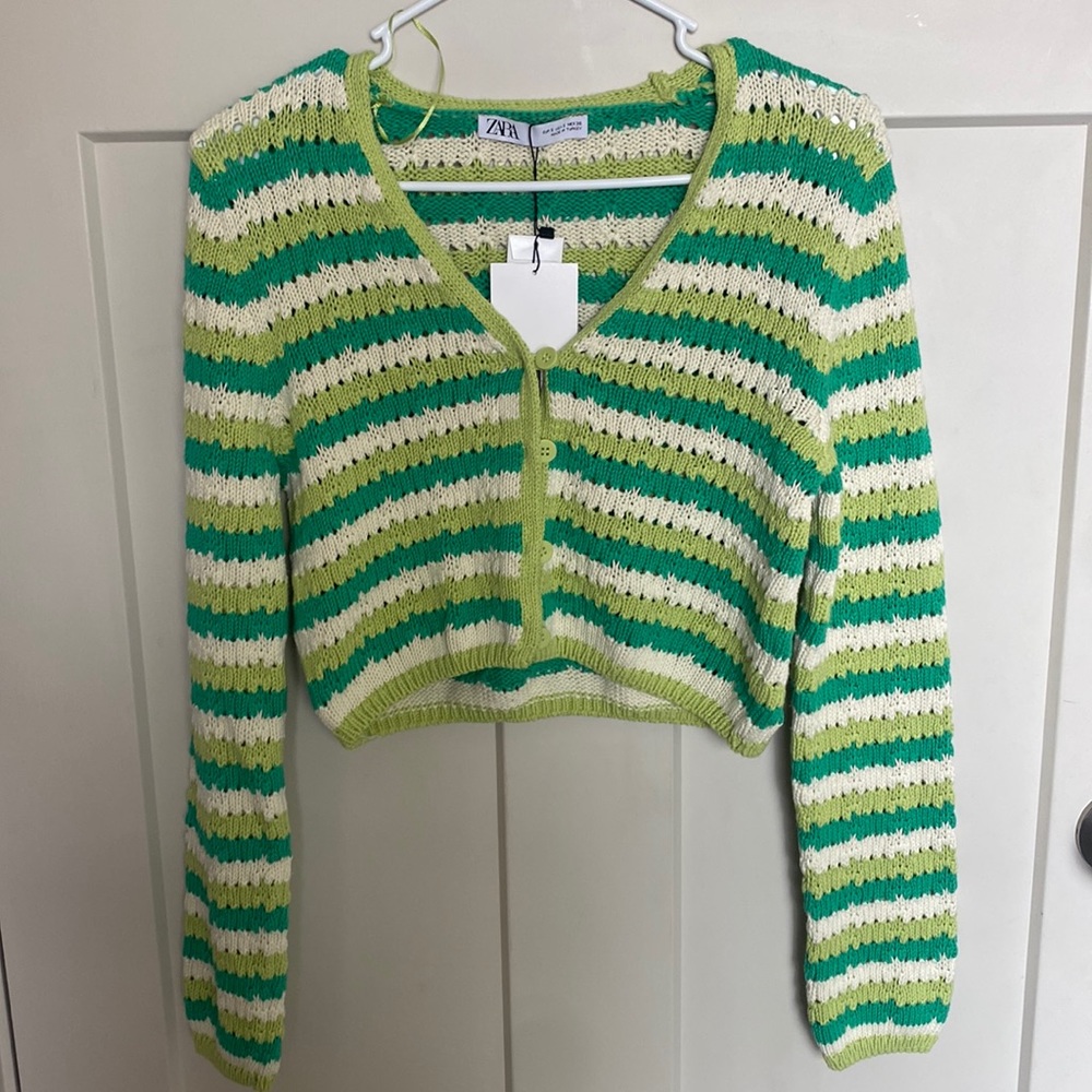 Zara New with Tags knitted sweater 💚